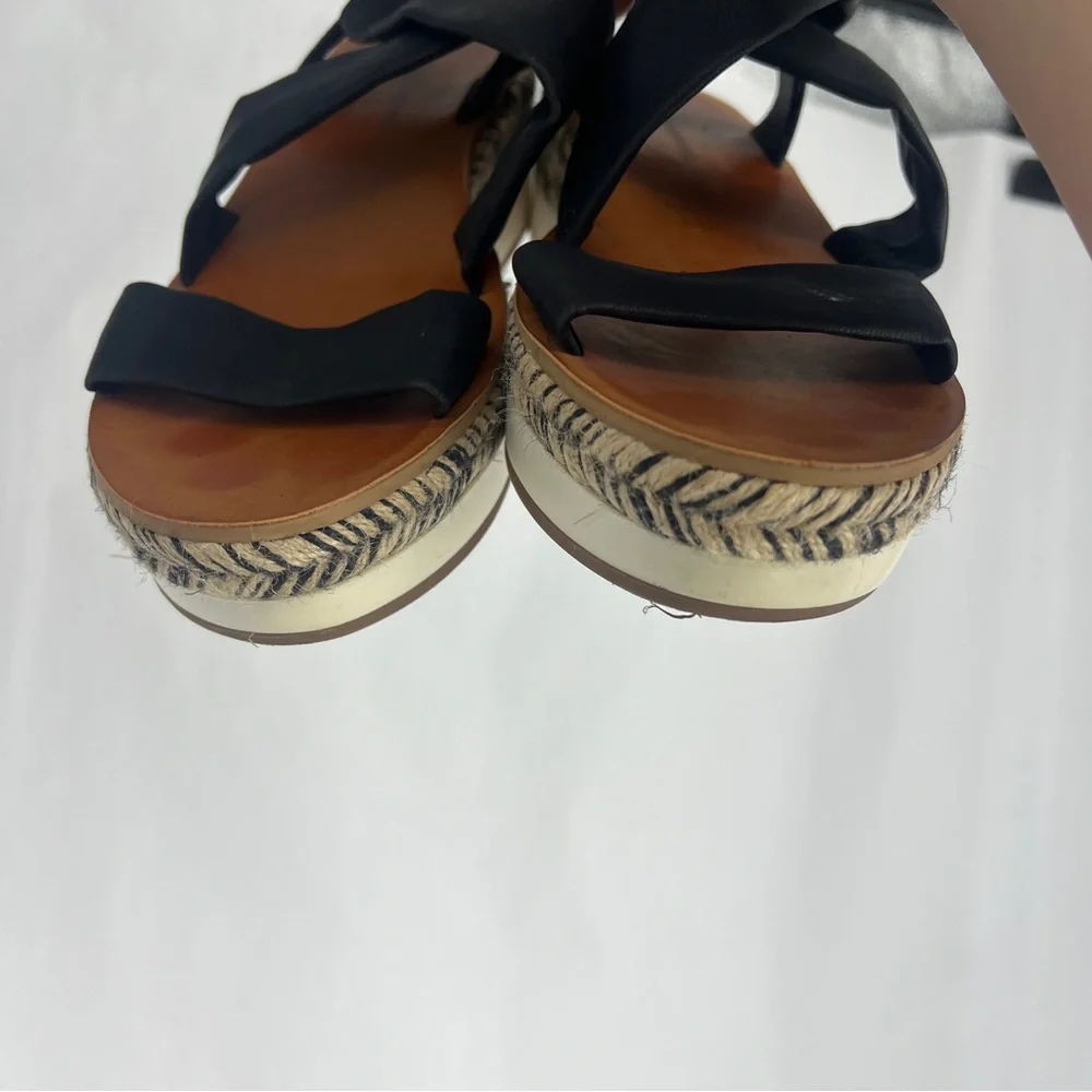 Lucky Brand | 9.5 black sandals